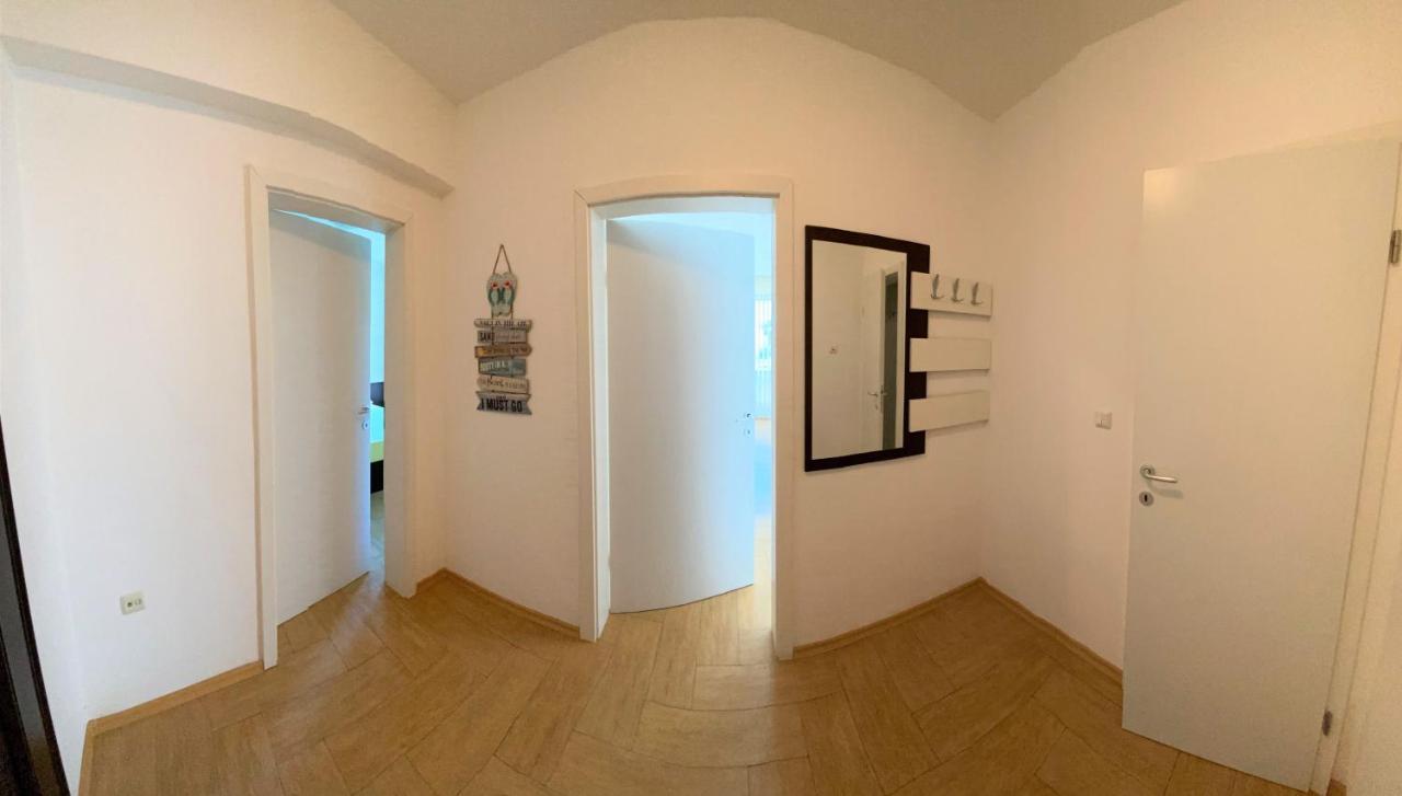 Panorama Kabakum Apartments - Free Parking Zlatni pjasătsi Eksteriør bilde