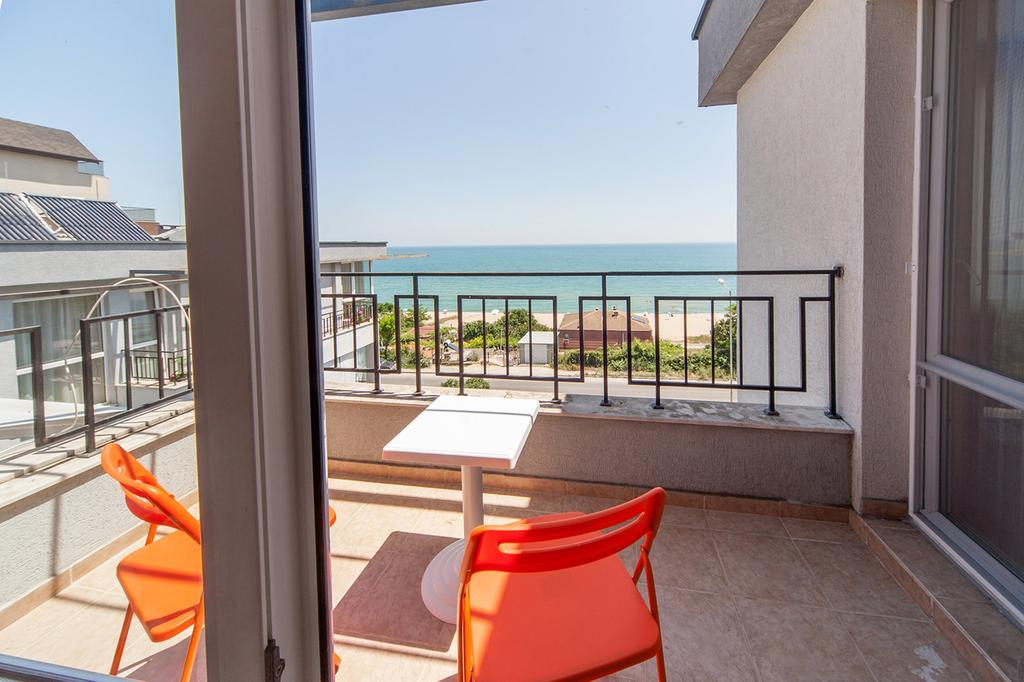 Panorama Kabakum Apartments - Free Parking Zlatni pjasătsi Eksteriør bilde