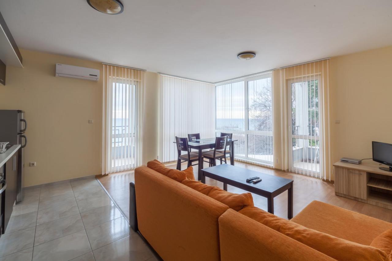 Panorama Kabakum Apartments - Free Parking Zlatni pjasătsi Eksteriør bilde