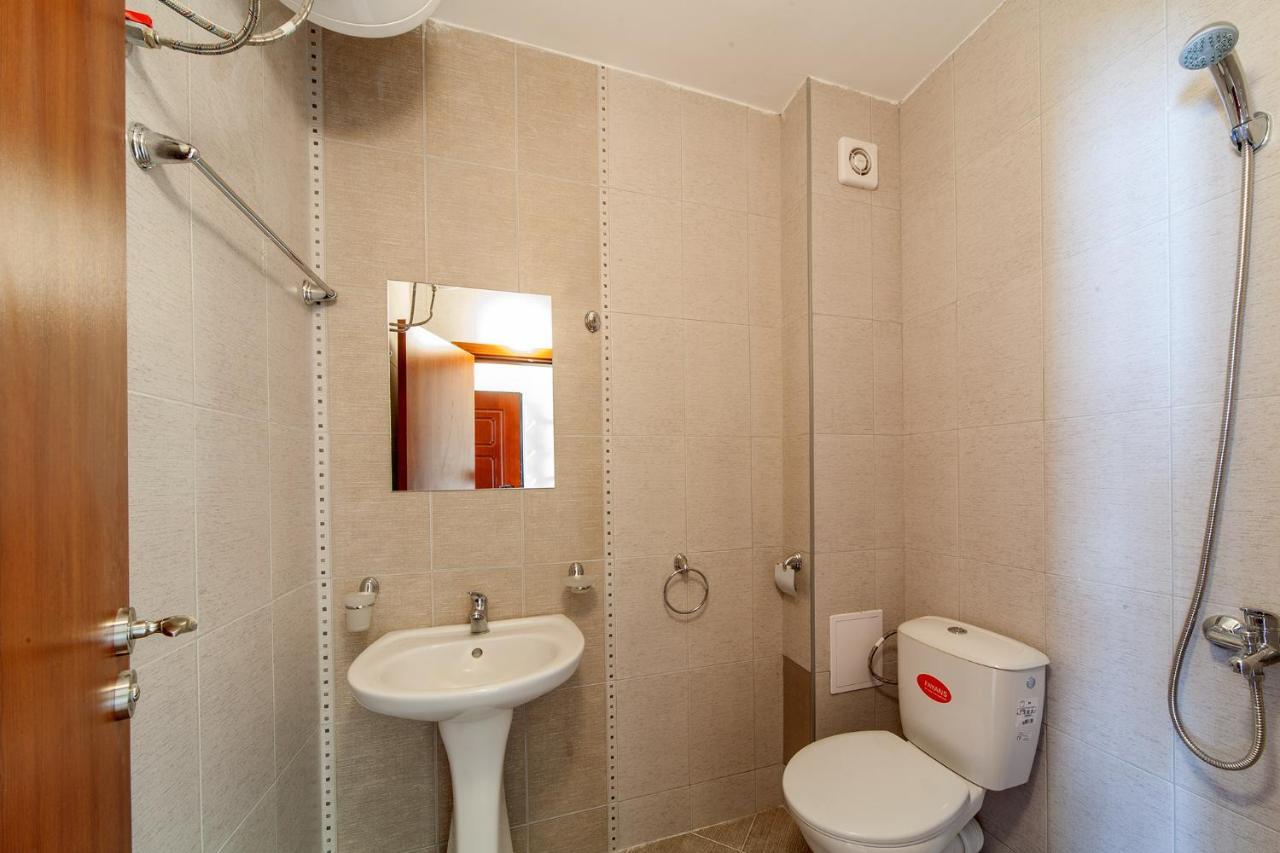 Panorama Kabakum Apartments - Free Parking Zlatni pjasătsi Eksteriør bilde