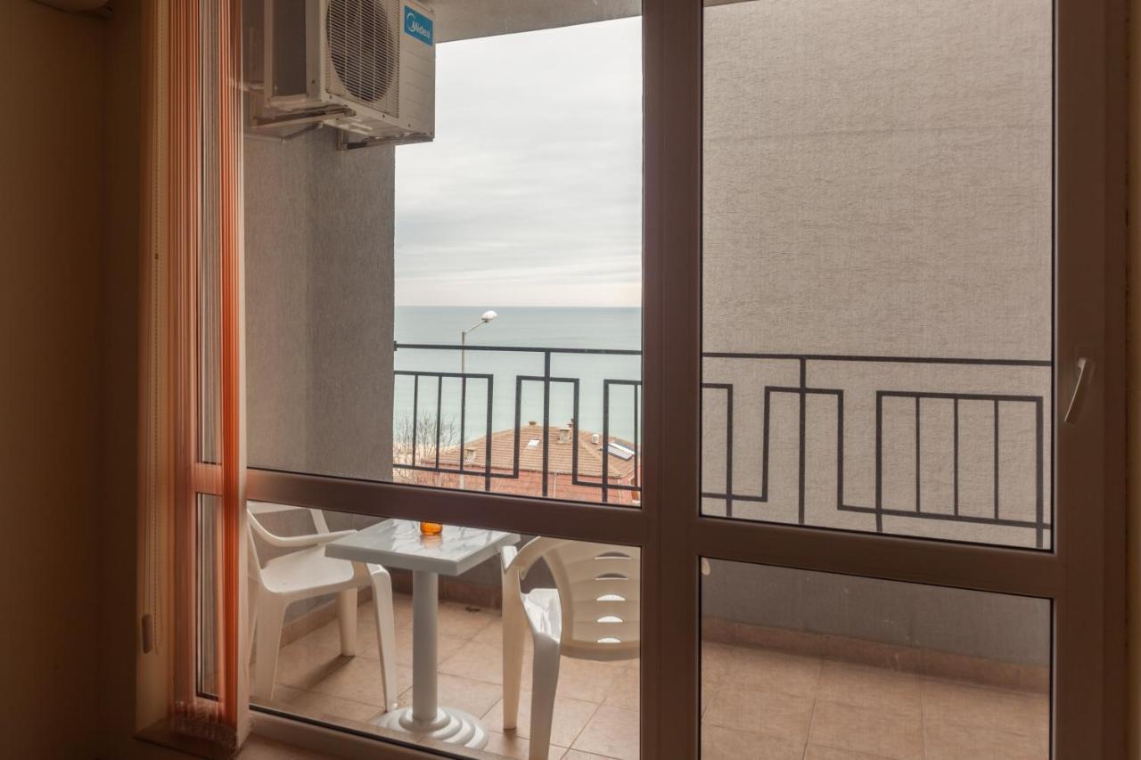 Panorama Kabakum Apartments - Free Parking Zlatni pjasătsi Eksteriør bilde